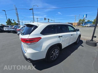 2019 Toyota Highlander SE – miniatura 3