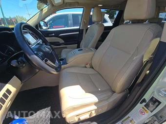 2019 Toyota Highlander SE – miniatura 6