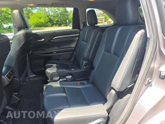 2019 Toyota Highlander SE – miniatura 13