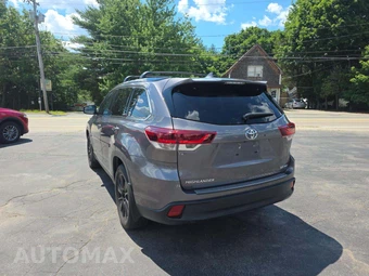 2019 Toyota Highlander SE – miniatura 2