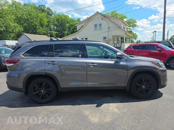 2019 Toyota Highlander SE – miniatura 4