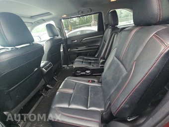 2019 Toyota Highlander SE – miniatura 13