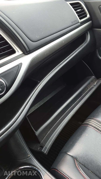 2019 Toyota Highlander SE – miniatura 31