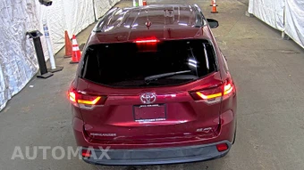 2019 Toyota Highlander SE – miniatura 5