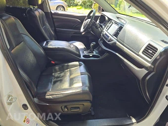 2019 Toyota Highlander SE - miniatura 19