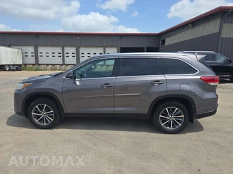 2019 Toyota Highlander XLE - miniatura 4