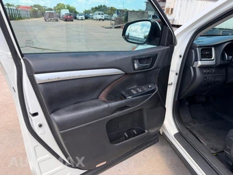 2019 Toyota Highlander XLE - miniatura 10