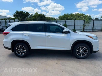 2019 Toyota Highlander XLE - miniatura 5