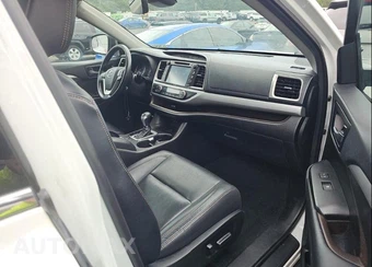 2019 Toyota Highlander XLE - miniatura 8