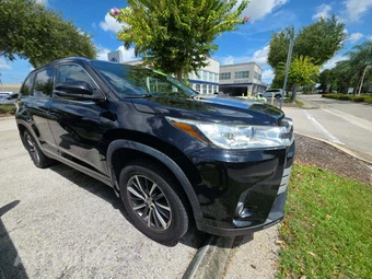 2019 Toyota Highlander XLE - miniatura 4