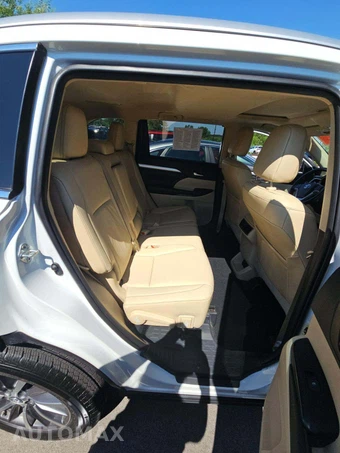 2019 Toyota Highlander XLE - miniatura 17