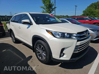 2019 Toyota Highlander XLE - miniatura 4