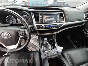 2019 Toyota Highlander XLE – miniatura 11