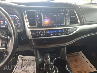 2019 Toyota Highlander XLE – miniatura 10