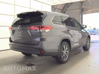 2019 Toyota Highlander XLE – miniatura 4