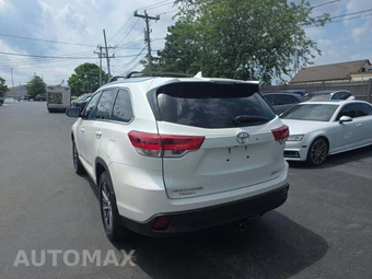 2019 Toyota Highlander XLE – miniatura 2