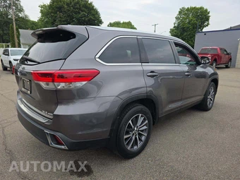 2019 Toyota Highlander XLE - miniatura 3