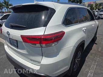 2019 Toyota Highlander XLE – miniatura 4