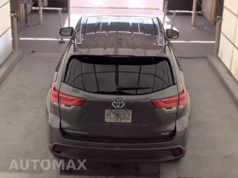 2019 Toyota Highlander XLE - miniatura 5