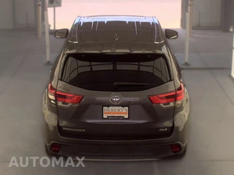 2019 Toyota Highlander XLE - miniatura 5