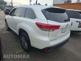 2019 Toyota Highlander XLE – miniatura 2