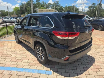2019 Toyota Highlander XLE - miniatura 2