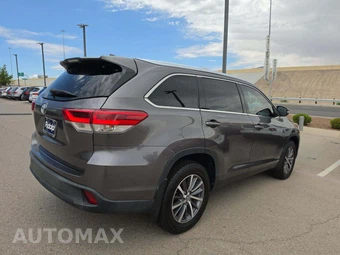 2019 Toyota Highlander XLE - miniatura 3