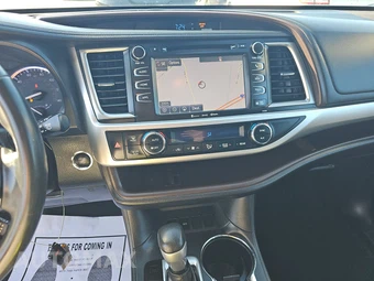 2019 Toyota Highlander XLE – miniatura 11
