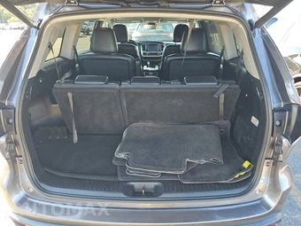 2019 Toyota Highlander XLE – miniatura 17