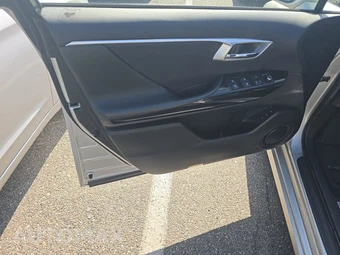 2019 Toyota Mirai – miniatura 9