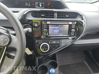 2019 Toyota Prius c L - miniatura 10
