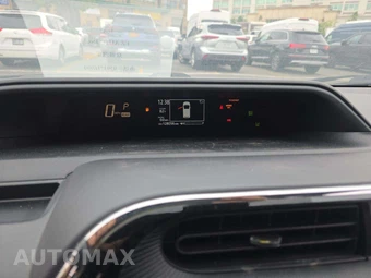 2019 Toyota Prius c L - miniatura 9