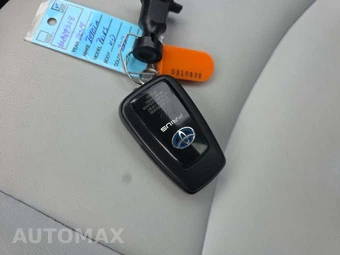 2019 Toyota Prius Limited - miniatura 8