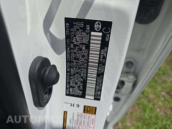 2019 Toyota Prius XLE – miniatura 5