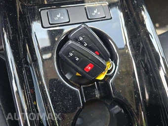 2019 Toyota Prius XLE – miniatura 8