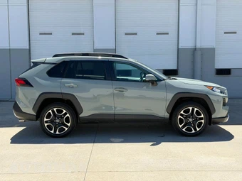 2019 Toyota RAV4 Adventure - miniatura 6