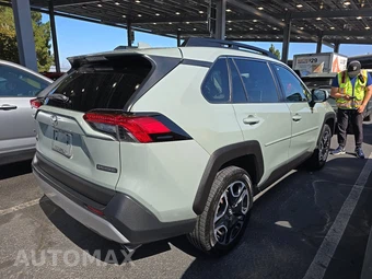 2019 Toyota RAV4 Adventure - miniatura 4