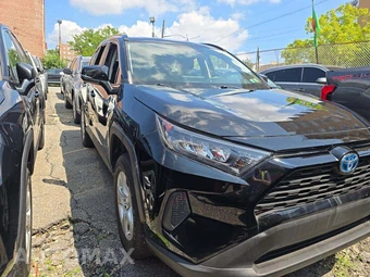 2019 Toyota RAV4 Hybrid LE - miniatura 4