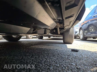 2019 Toyota RAV4 Hybrid LE - miniatura 7