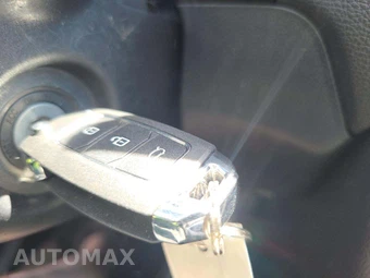 2019 Toyota RAV4 Hybrid LE – miniatura 8