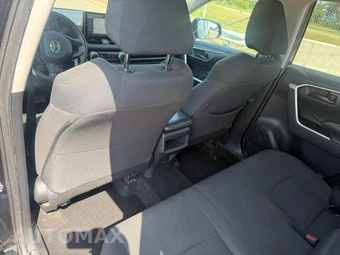 2019 Toyota RAV4 LE - miniatura 16