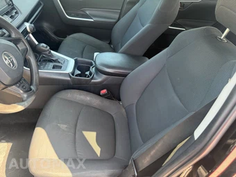 2019 Toyota RAV4 LE - miniatura 23