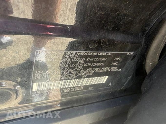 2019 Toyota RAV4 LE - miniatura 26