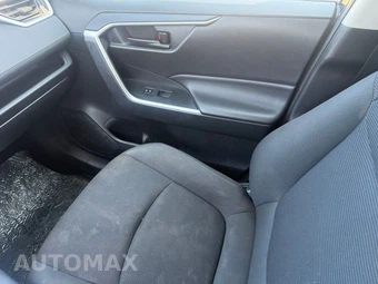 2019 Toyota RAV4 LE - miniatura 31