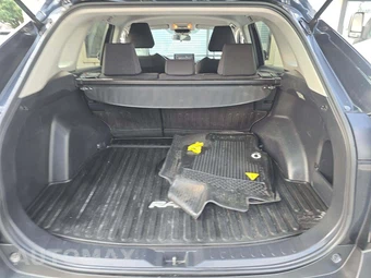 2019 Toyota RAV4 LE – miniatura 14