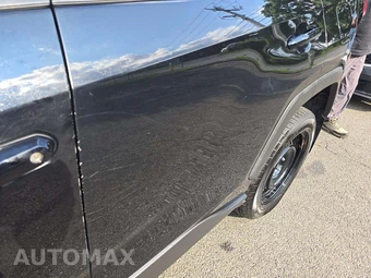 2019 Toyota RAV4 LE – miniatura 23