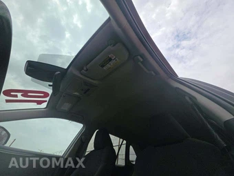 2019 Toyota RAV4 LE – miniatura 11