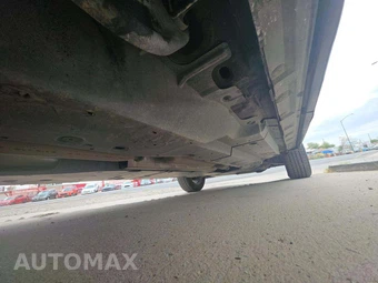 2019 Toyota RAV4 LE – miniatura 17
