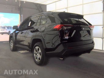 2019 Toyota RAV4 LE – miniatura 8