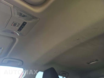 2019 Toyota RAV4 LE – miniatura 11
